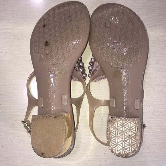 Enzo Angiolini Aiza Embellished Bow Thong Sandal 9 - Picture 14 of 14